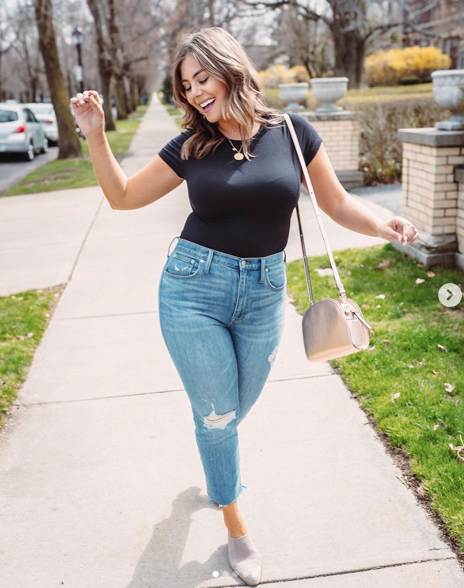 200 Curvy / Plus Size Fashion Instagrammers to follow for style inspiration  - Emily Jane Johnston